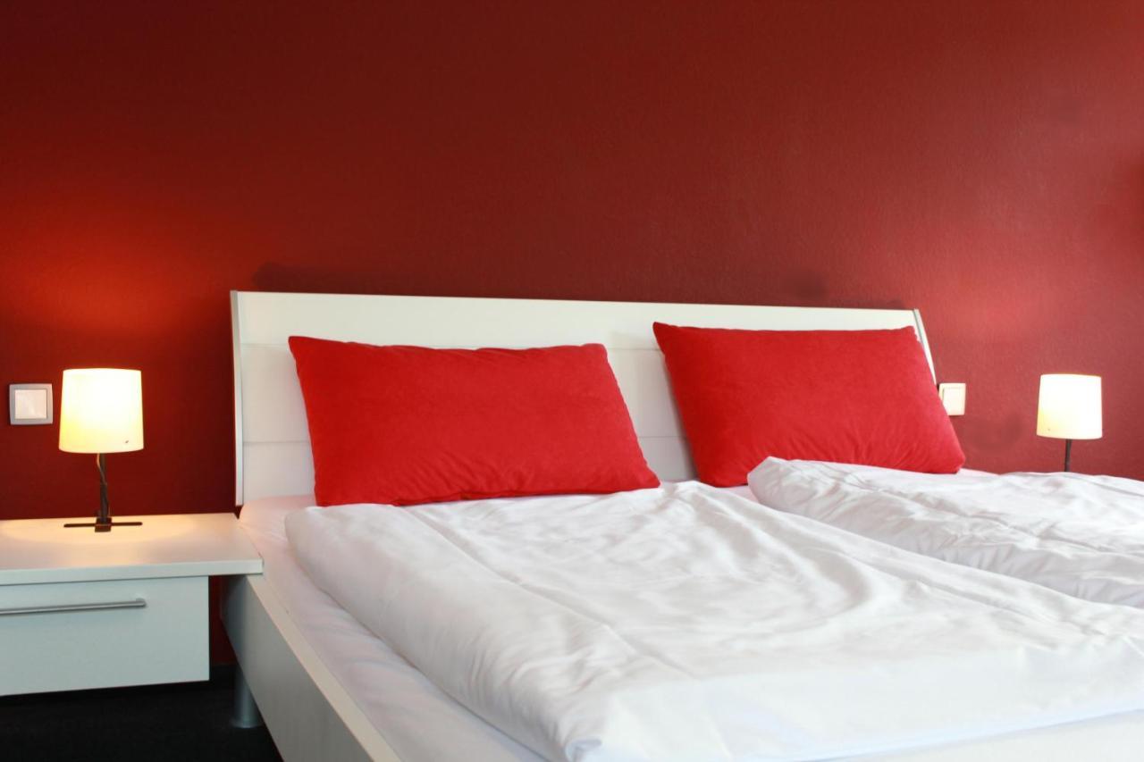 Restaurant Ollex And Beds Zimmer 2 Bliesdorf Zewnętrze zdjęcie